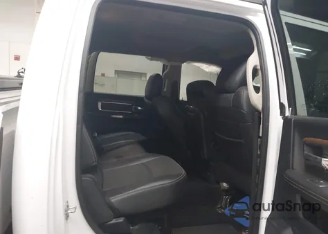 2017 Ram 1500 Laramie 4X4 6'4 Box из США, поврежденный, VIN 1C6RR7VT2HS531040